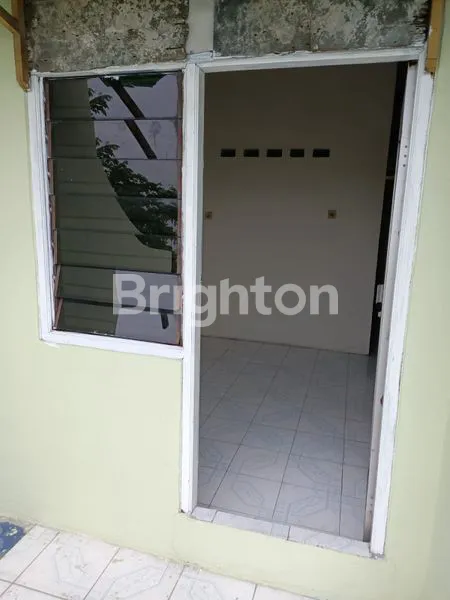 image RUKO 4 LT  LOKASI JALAN KEMBAR PUCANG ANOM TIMUR (4)