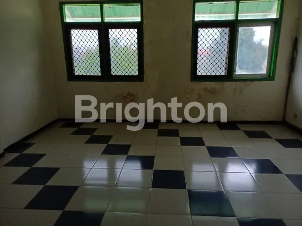 image RUKO 4 LT  LOKASI JALAN KEMBAR PUCANG ANOM TIMUR (8)