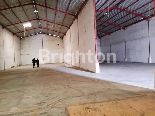 image HANYA 2 UNIT JEJER GUDANG MEIKO ABADI 3 BISA DILALUI CONTAINER 40FT (1)