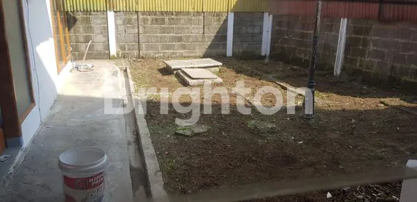 image RUMAH TINGGAL JALAN UTAMA DALAM KOMPLEK (6)