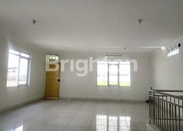 image RUKO DI MAINROAD SUDIRMAN, BANDUNG (5)