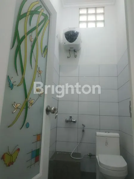 image RUKO DI MAINROAD SUDIRMAN, BANDUNG (7)