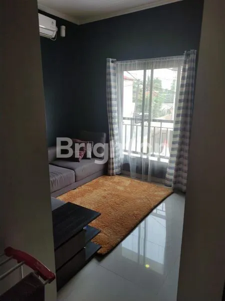 image RUMAH CANTIK BERADA DI DALAM PERUMAHAN YANG AMAN DAN NYAMAN (8)