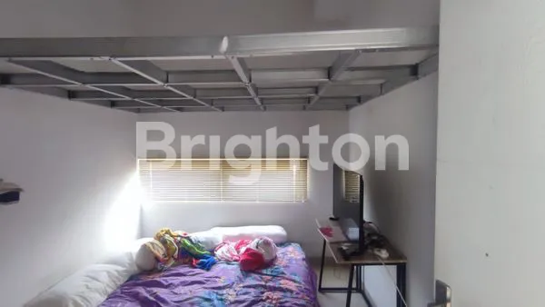 image SEWA RMH MINIMALIS 2 LT FULL FURNISH, (KOMPLIT). PINTU DGN SMART HOME, CCTV DPN RUMAH, TINGGAL MASUK HUNIAN TENANG, BEBAS BANJIR, DKT JLN TEMBUSAN JANGLI KE KAMPUS  UNDIP .TEMBALANG , 7 MNT KE TOL BANYUMANIK. 5 MNT KE SEKOLAH INTER (6)