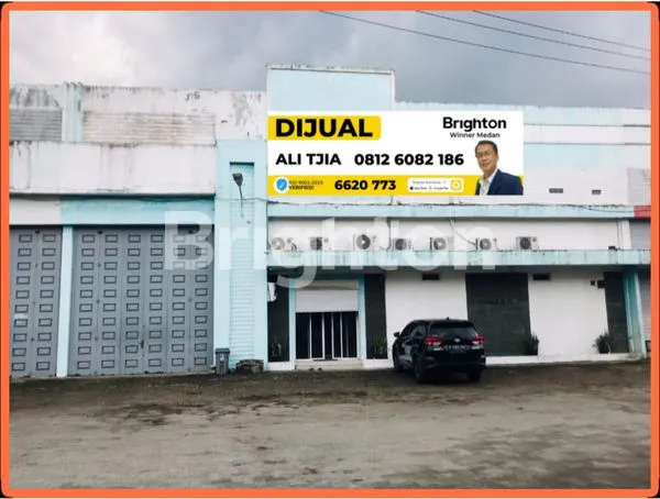 GUDANG & KANTOR HOKI 888 DENGAN KONDISI BANGUNAN TERAWAT BAGUS  DIKAWASAN AMPLAS WAREHOUSE