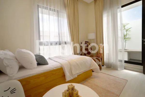 image RUMAH BARU CLUSTER HERON SPRING SUMMARECON GADING SERPONG TANGERANG (5)