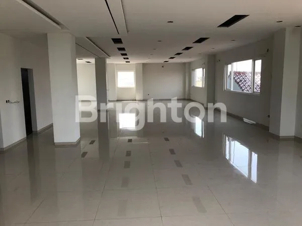 image RUKO KOKOH 4,5 LANTAI DI PUSAT KOTA SEMARANG (2)