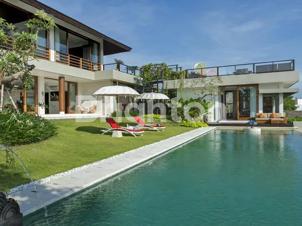 image OCEAN VIEW LUXURY VILLA IN BUKIT JIMBARAN (6)