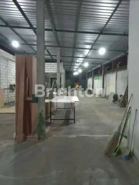 image JUAL CEPAT GUDANG SERBA GUNA NOL JALAN BEBAS BANJIR RAYA MASTRIP SURABAYA (3)