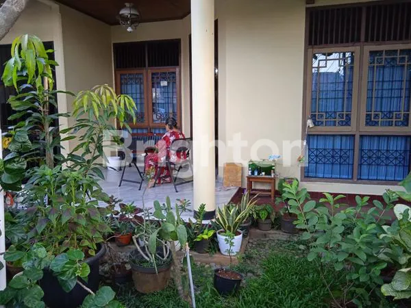 image RUMAH SIAP HUNI DI KEBON JERUK (1)