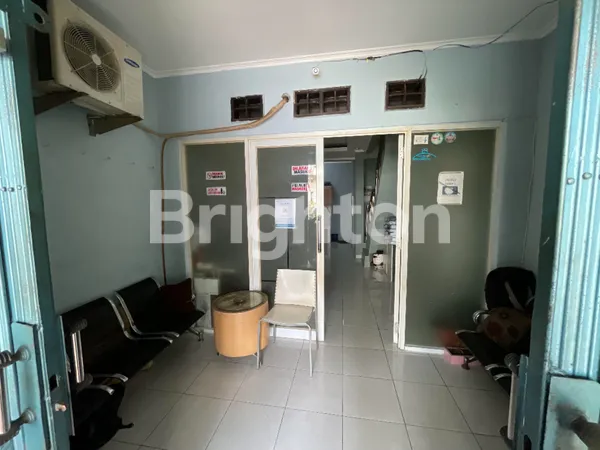 image RUMAH 2 LANTAI NYAMAN BERSIH STRATEGIS DI CLUSTER TERDEPAN - MURAH !!! (2)