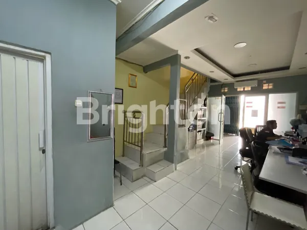 image RUMAH 2 LANTAI NYAMAN BERSIH STRATEGIS DI CLUSTER TERDEPAN - MURAH !!! (5)