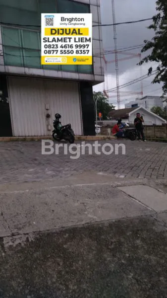 RUKO HOOK 3 LT DI JL LAPANGAN BOLA KEBON JERUK JAKARTA