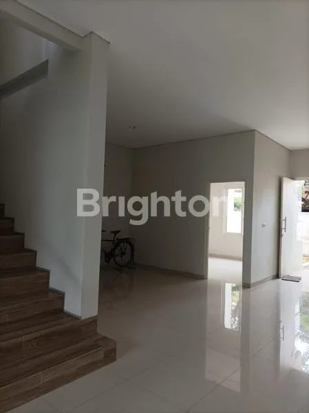 image RUMAH BARU GRESS 2 LANTAI JEMURSARI (5)