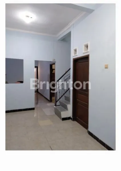 image MINIMALIS 2 LANTAI DEKAT BROGALAN, KENJERAN, KEDUNG COWEK BISA KPR (4)