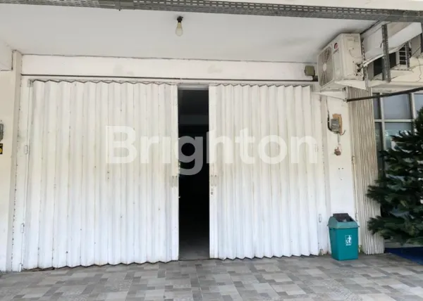 image RUKO 3 LANTAI DEKAT HOKKY DI PLAZA GRAHA FAMILI LOKASI STRATEGIS (1)