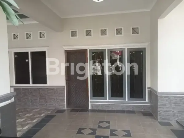 image ARAYA RUMAH SIAP HUNI DEKAT MERR GALAXY MALL  (1)