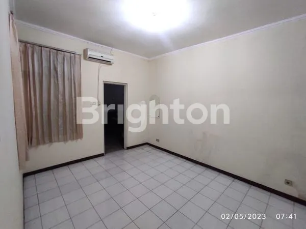 image RUMAH 1.5 LANTAI METRO PERMATA (8)