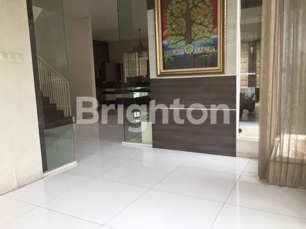 image *RUMAH MEWAH 2 LANTAI + PRIVATE POOL CLUSTER  RAFFLES GARDEN CITRALAND *TURUN HARGA 13,5M>>> 10M NEGO (3)