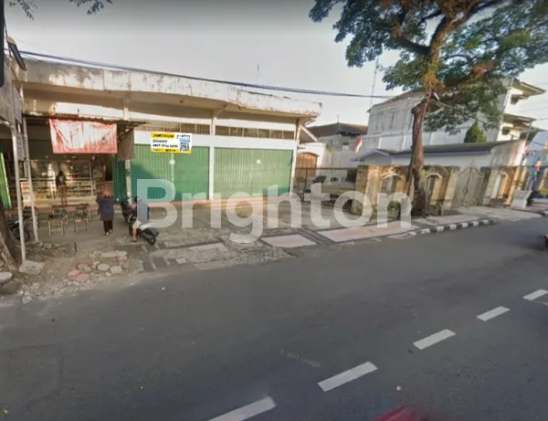 RUKO SELANGKAH ALUN-ALUN MAGELANG JAWA TENGAH