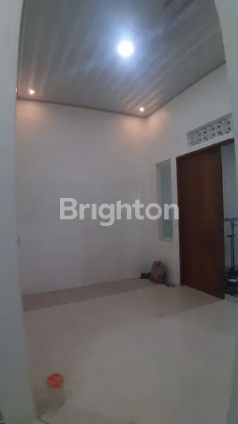 image RUMAH SIAP HUNI DI JL GUNUNGANYAR BARU SURABAYA (7)