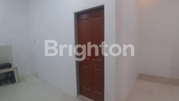 image RUMAH SIAP HUNI DI JL GUNUNGANYAR BARU SURABAYA (4)