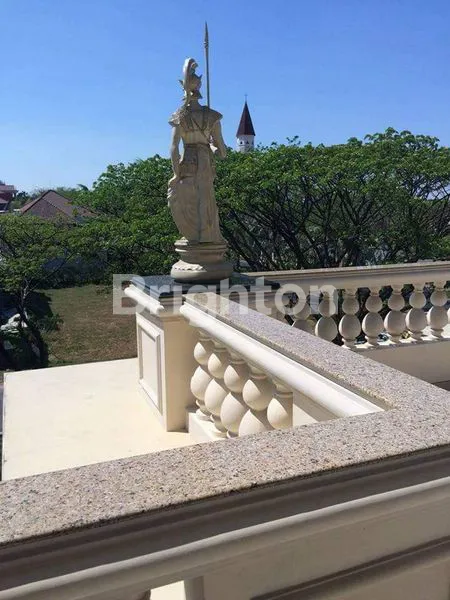 image RUMAH PALM HILL MEWAH SIAP HUNI CIAMIK POOL TERJANGKAU (2)