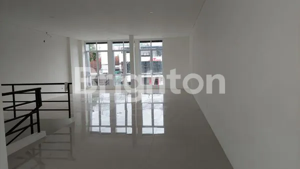 image DI SEWAKAN RUKO BARU DI TENGAH KOTA BOGOR YANG SANGAT COCOK UNTUK KULINERAN,CAFE,PERCETAKAN,DLL (4)