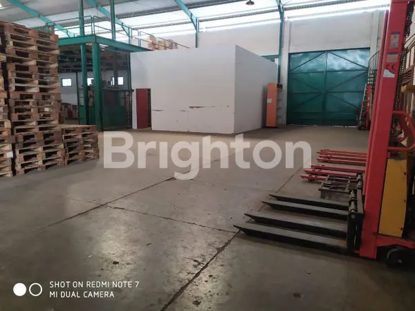 image DISEWAKAN GUDANG SURI MULIA PERMAI (6)