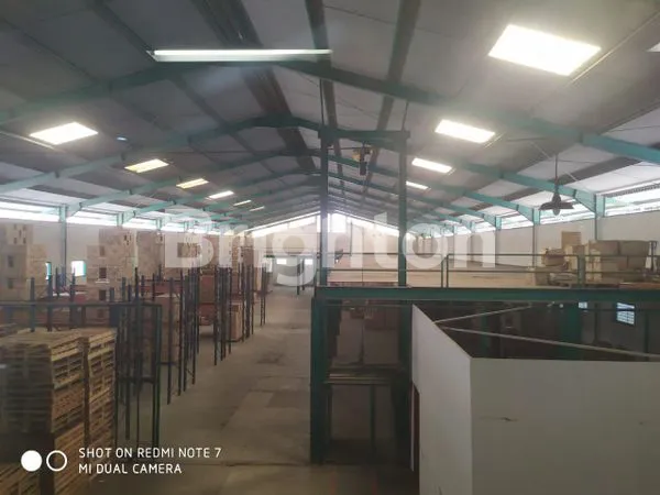 image DISEWAKAN GUDANG SURI MULIA PERMAI (8)