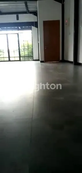 image RUKO 3 LT BARU RENOVASI DI JANTUNG KOTA BATU (2)