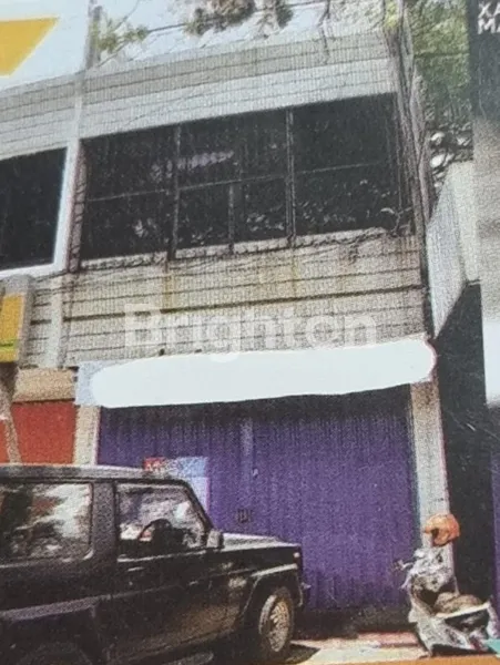 image RUKO  3 LANTAI MANUKAN WETAN  TANDES (1)