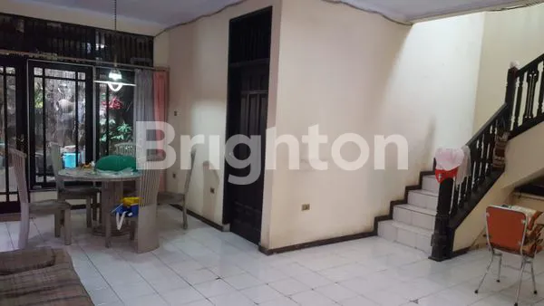 image RUMAH SUNTER GRIYA INDAH JAKARTA UTARA (2)