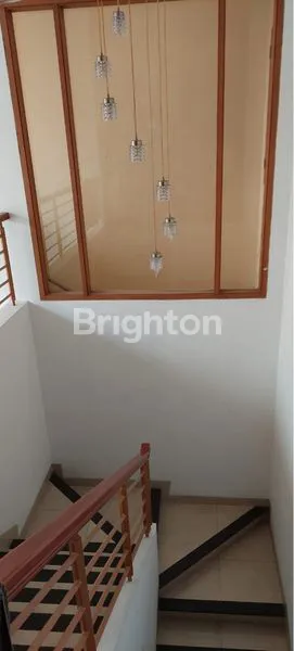 image RUMAH METRO PERMATA 1 JAKARTA BARAT 2 LT (4)