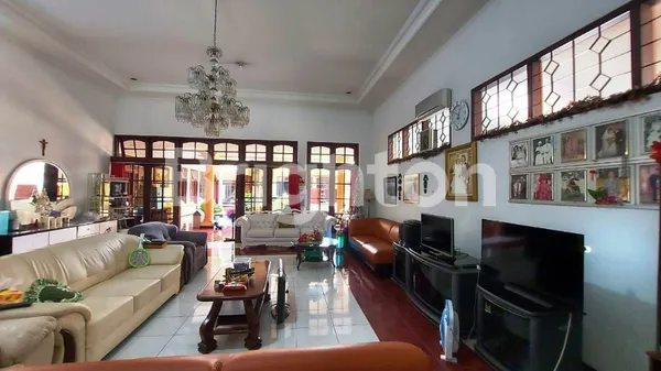 image RUMAH 2 LANTAI DI JALAN LATIMOJONG BAWAH TIDAR (3)