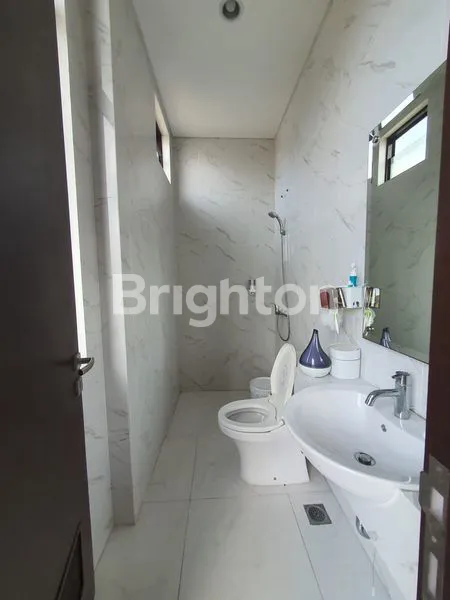 image RUMAH 2 LANTAI SEMIFURNISHED, SANGAT TERAWAT DAN KUALITAS BAGUS DI LAVON SWANCITY, CIKUPA, TANGERANG (3)