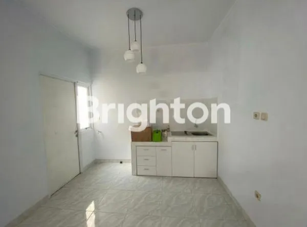 image RUMAH CANTIK SIAP HUNI. BANGUNAN 1 LANTAI. (2)