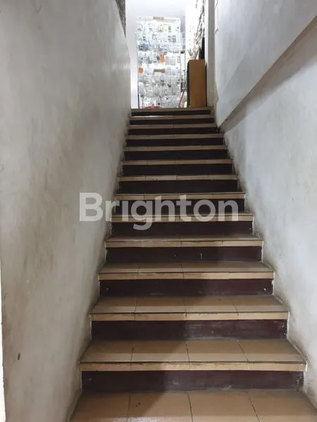 image RUKO 3 LANTAI DI JL D.I PANJAITAN (3)