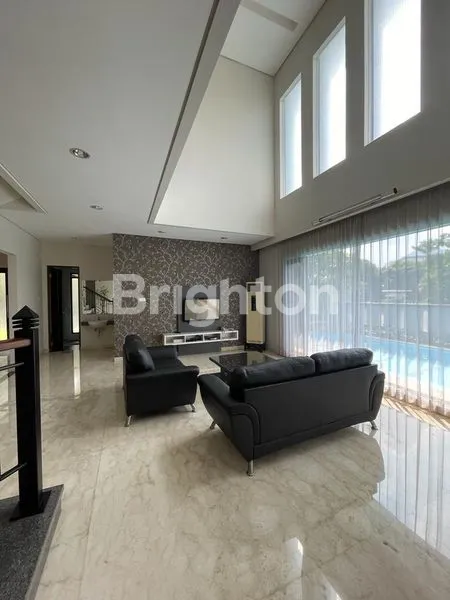 image RUMAH MINIMALIS 2 LT CHOFA RESIDENCE FULL FURNISHED DEKAT MAYJEN SUNGKONO SURABAYA, COCOK UTK EXPAT BULE, BAGUS SIAP HUNI READY SWIMMING POOL (3)