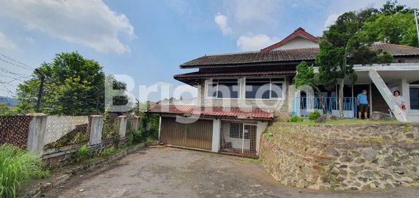 image RUMAH DENGAN PEMANDANGAN KOTA SEMARANG SIRANDA DIPONEGORO SEMARANG (7)
