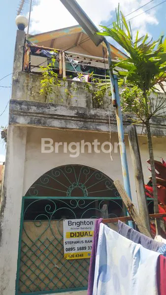 RUMAH 2 LANTAI MINIMALIS MURAH SAYAP JALAN CIBADAK PUSAT KOTA BANDUNG