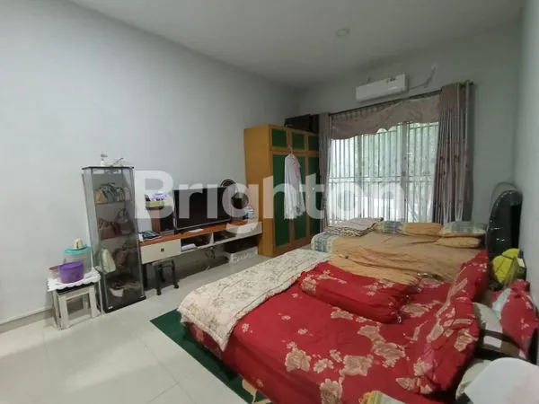 image RUMAH MEWAH 2 LANTAI DUTA MAS POSISI HOOK SAMPING TAMAN DEKAT KEPRI MALL BATAM CENTER (8)