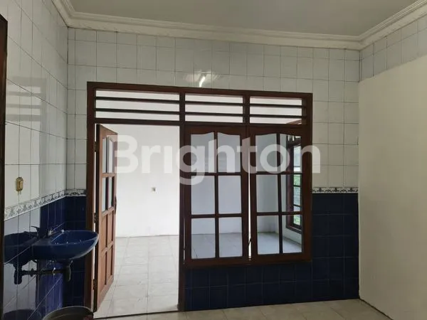 image RUKO 2 LANTAI FULL BANGUNAN LOKASI STRATEGIS DI JALAN RAYA GILANG (8)