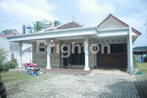 image RUMAH LUAS BURING DEKAT GOR KEN AROK MALANG (3)