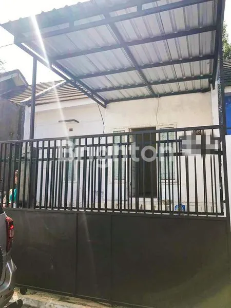 image RUMAH MODERN MINIMALIS DEKAT CITRALAND GARDEN MALANG (8)