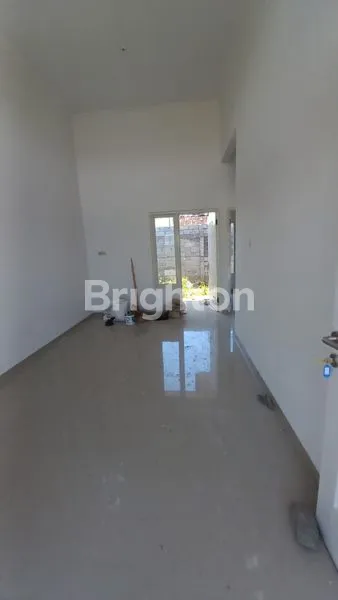 image RUMAH BARU DI GRIYA CANDRAMAS (1)