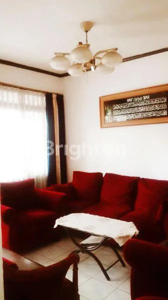 image RUMAH HOOK HITUNG TANAH DI 2 JALUR UTAMA (4)