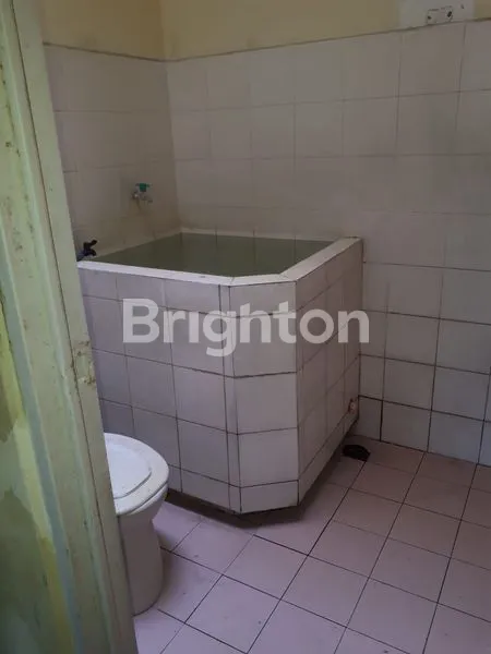 image RUMAH SIAP HUNI DARMO INDAH ONE GATE SYSTEM DEKAT MITRA KELUARGA, SEKOLAH PETRA (4)