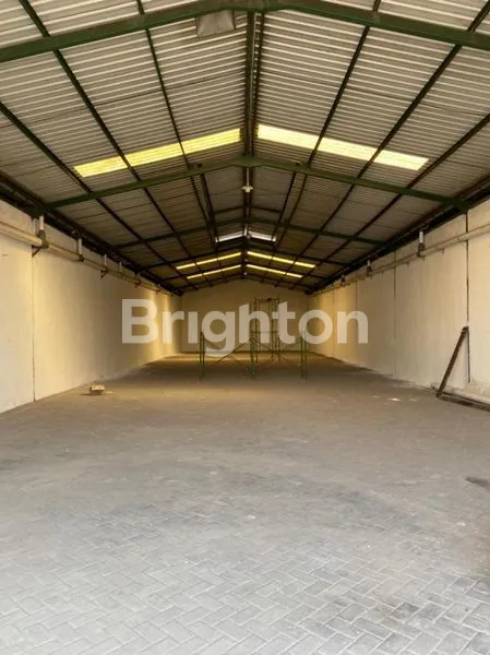 image GUDANG MARGOMULYO PERMAI BANGUNAN LOS SIAP PAKAI (2)