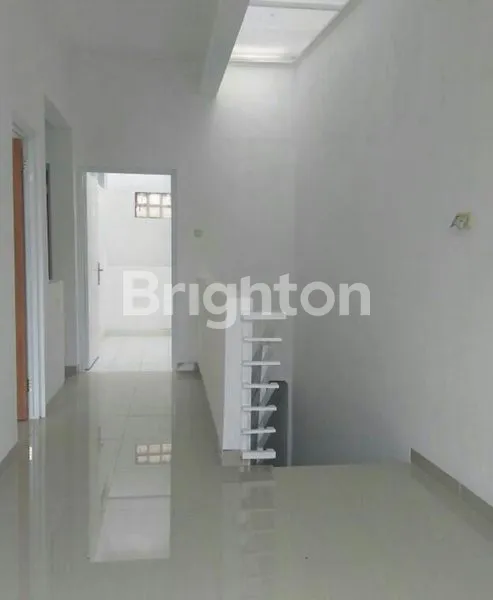 image RUMAH BARU MINIMALIS DI  BUAH BATU BANDUNG~A (2)